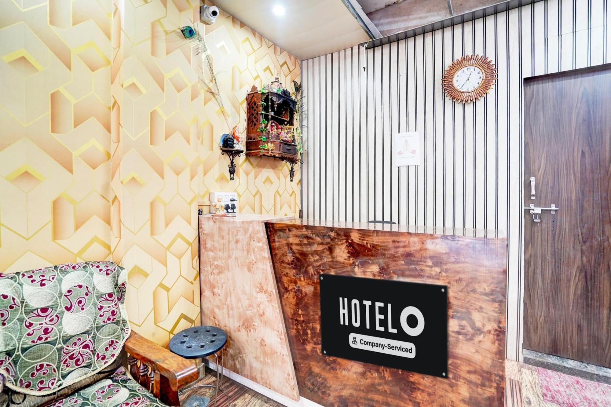 ורנאסי Super Hotel O Blw Kakarmatta Near Banaras Junction מראה חיצוני תמונה