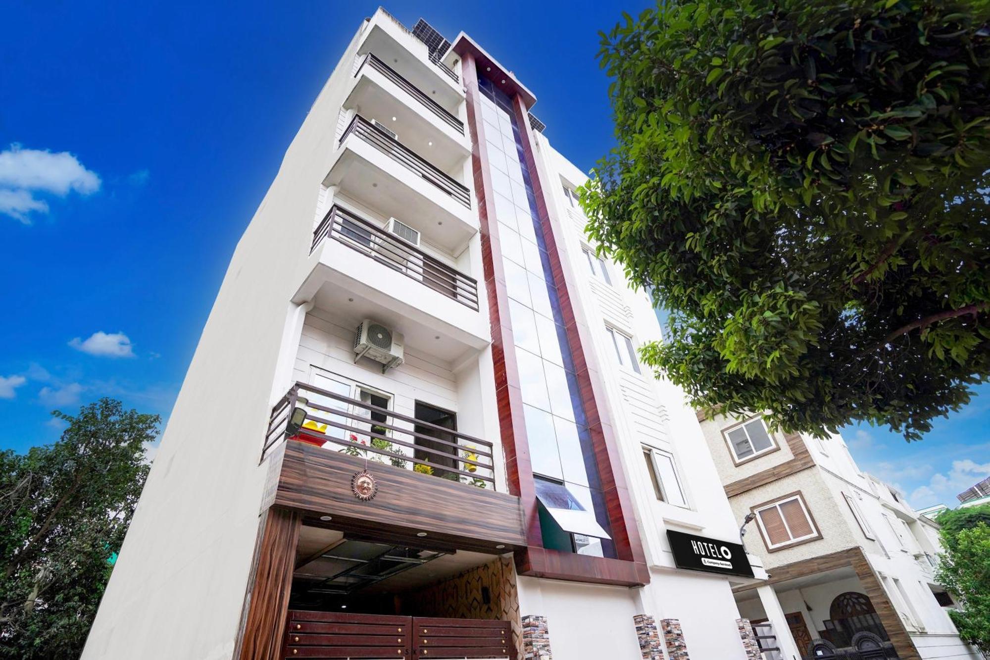 ורנאסי Super Hotel O Blw Kakarmatta Near Banaras Junction מראה חיצוני תמונה